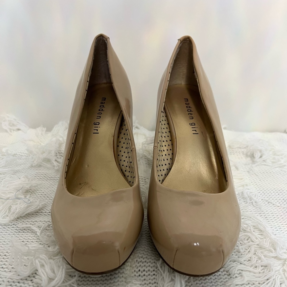 Steve Madden Nude Heels